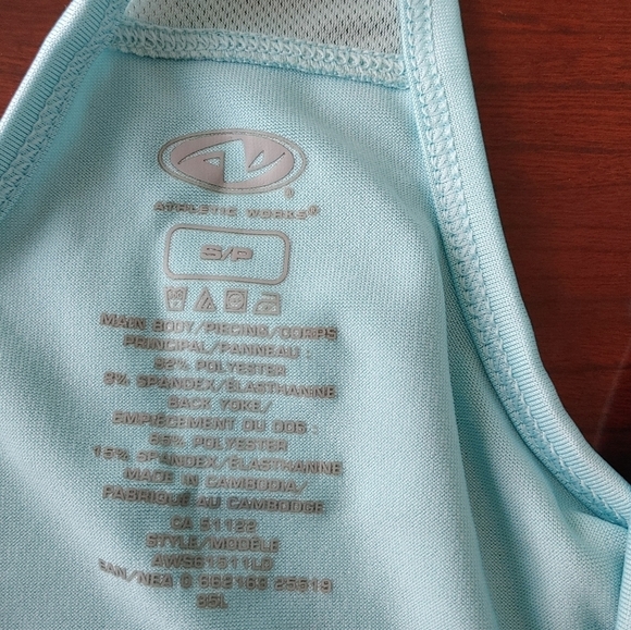 Racerback tank - Picture 2 of 2